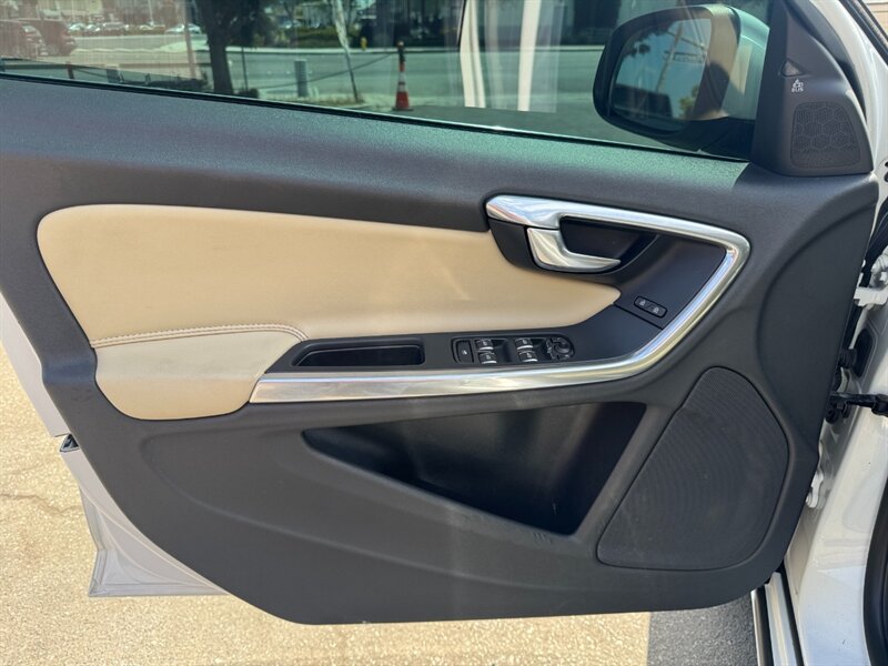 2018 Volvo S60 T5 Inscription - Photo 20 - Norwalk, CA 90650-2241