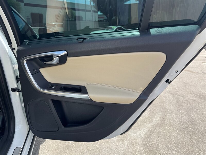 2018 Volvo S60 T5 Inscription - Photo 35 - Norwalk, CA 90650-2241