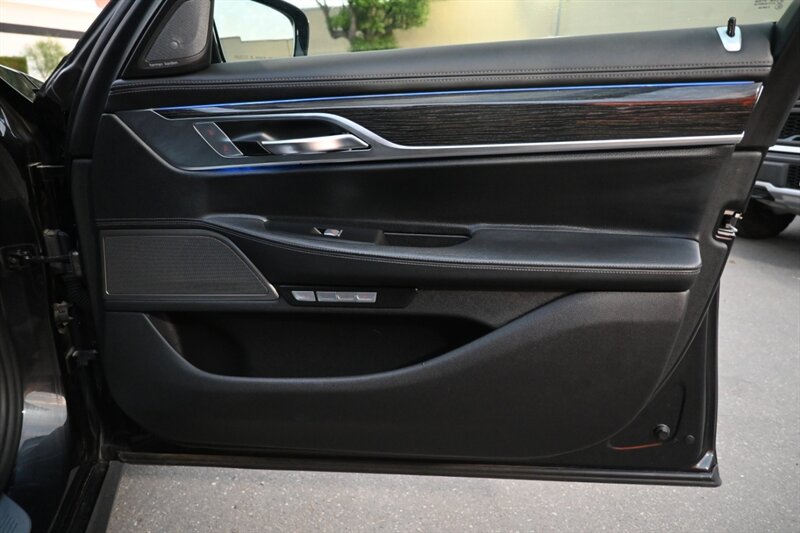 2016 Bmw 740i 7-series photo 53