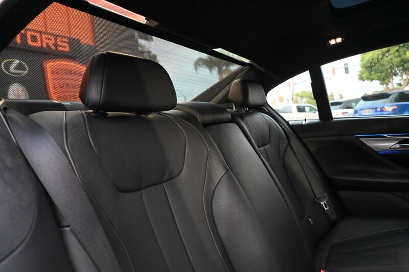 2016 Bmw 740i 7-series photo 50