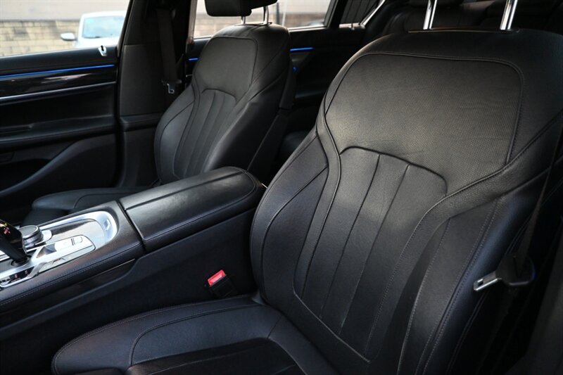 2016 Bmw 740i 7-series photo 23