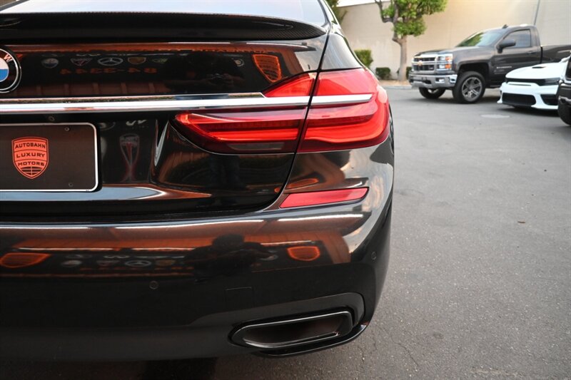 2016 Bmw 740i 7-series photo 11