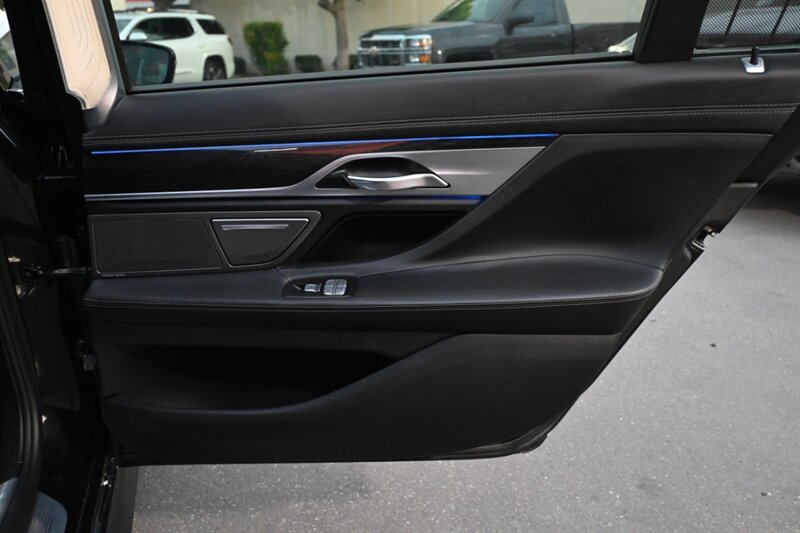 2016 Bmw 740i 7-series photo 47