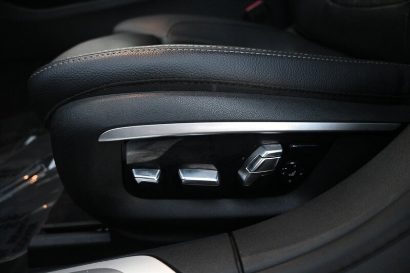 2016 Bmw 740i 7-series photo 21