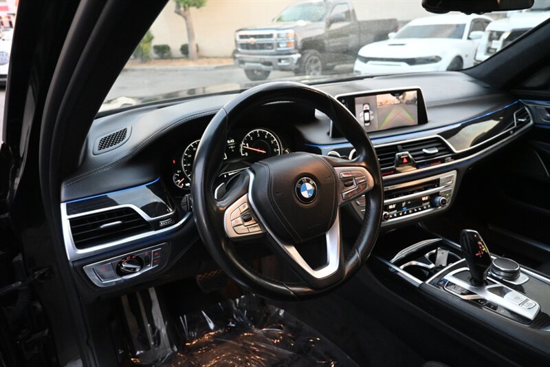 2016 Bmw 740i 7-series photo 25