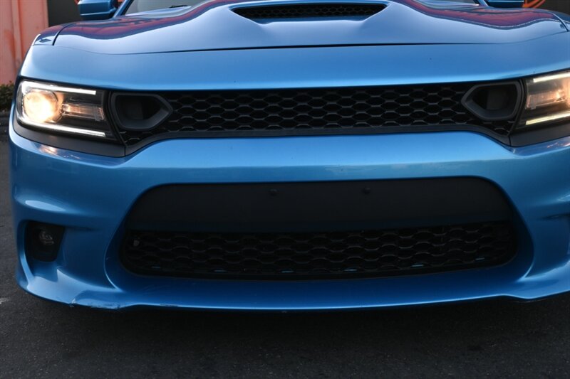 2019 Dodge Charger R/T Scat Pack photo 4