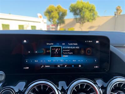 2022 Mercedes-Benz GLA AMG GLA 35   - Photo 26 - Norwalk, CA 90650-2241