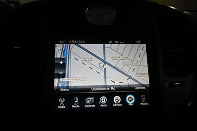 2016 Chrysler 300 S   - Photo 35 - Norwalk, CA 90650-2241