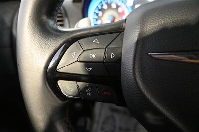 2016 Chrysler 300 S   - Photo 29 - Norwalk, CA 90650-2241
