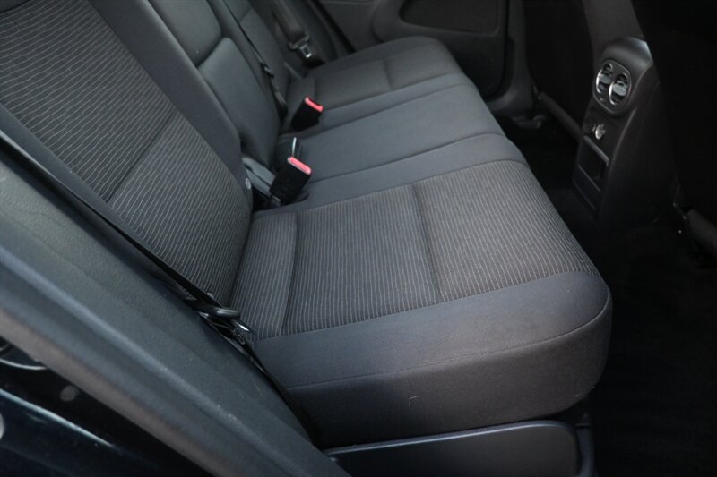 2017 Volkswagen Tiguan S photo 42