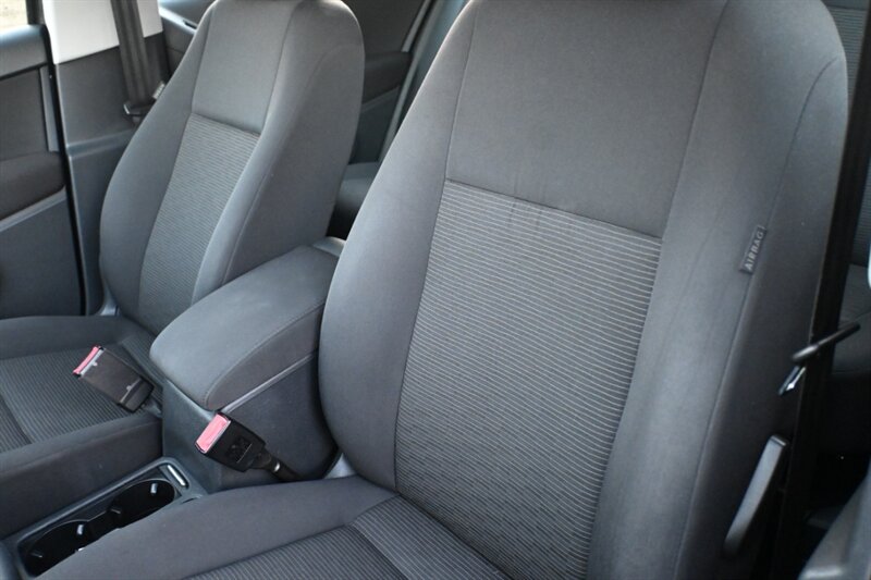 2017 Volkswagen Tiguan S photo 13