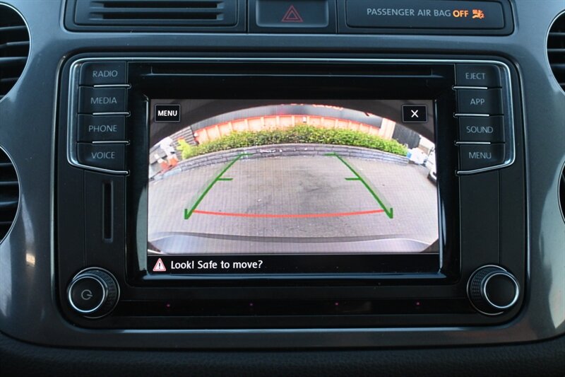 2017 Volkswagen Tiguan S photo 24