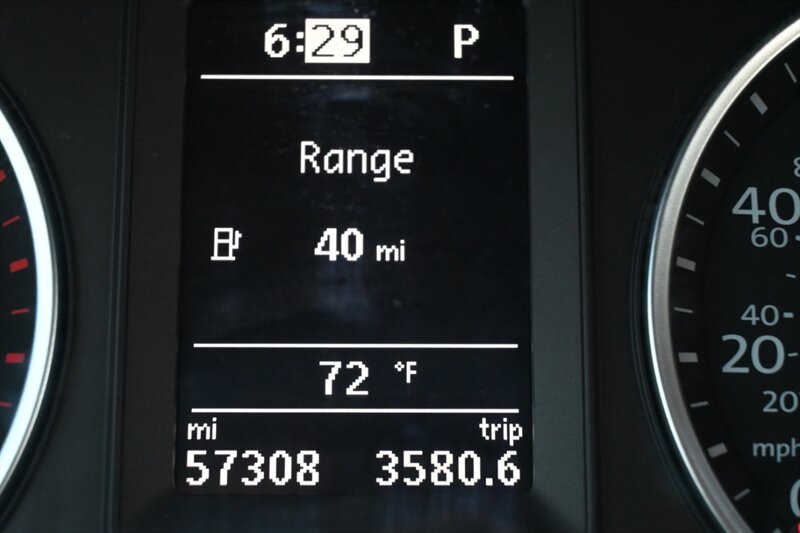 2017 Volkswagen Tiguan S photo 16
