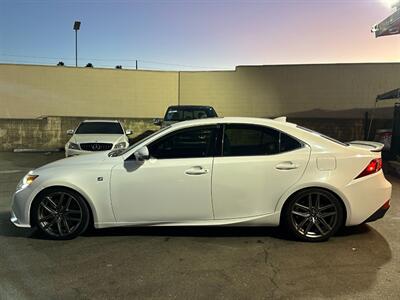 2016 Lexus IS 200t   - Photo 6 - Norwalk, CA 90650-2241