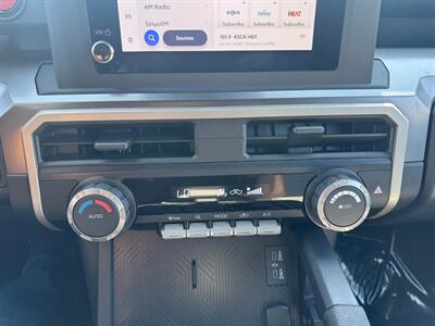 2025 Toyota Tacoma TRD Off-Road   - Photo 35 - Norwalk, CA 90650-2241