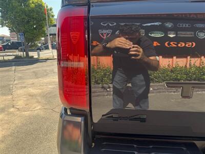 2025 Toyota Tacoma TRD Off-Road   - Photo 15 - Norwalk, CA 90650-2241