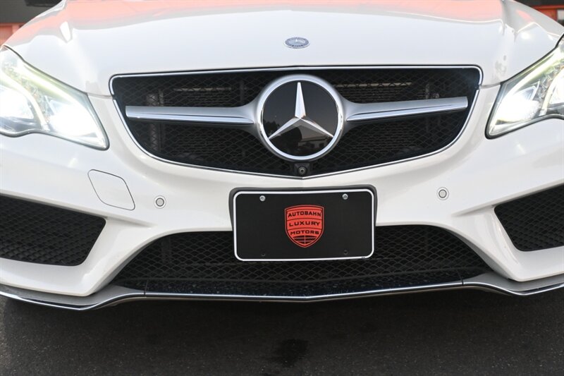 2017 Mercedes Benz E 400 photo 2