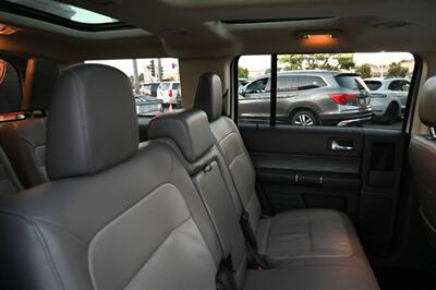 2019 Ford Flex SEL   - Photo 55 - Norwalk, CA 90650-2241
