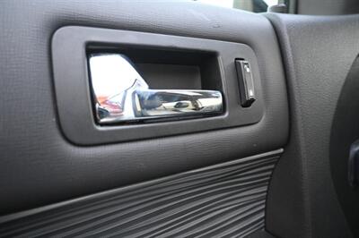 2019 Ford Flex SEL   - Photo 18 - Norwalk, CA 90650-2241