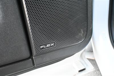 2019 Ford Flex SEL   - Photo 21 - Norwalk, CA 90650-2241