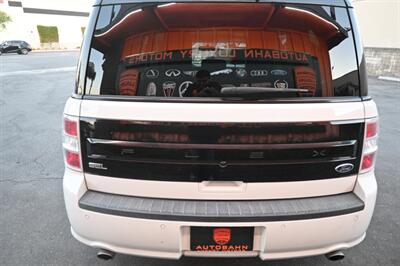 2019 Ford Flex SEL   - Photo 10 - Norwalk, CA 90650-2241