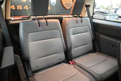 2019 Ford Flex SEL   - Photo 60 - Norwalk, CA 90650-2241