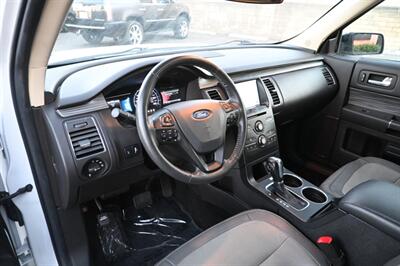 2019 Ford Flex SEL   - Photo 29 - Norwalk, CA 90650-2241