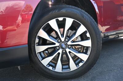 2015 Subaru Outback 2.5i Limited   - Photo 9 - Norwalk, CA 90650-2241