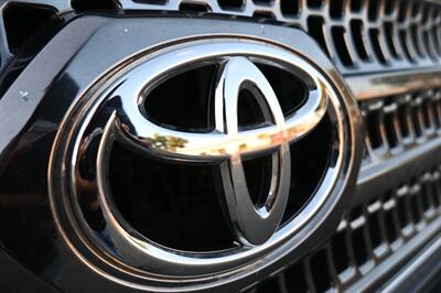 2017 Toyota Tacoma TRD Off-Road   - Photo 65 - Norwalk, CA 90650-2241