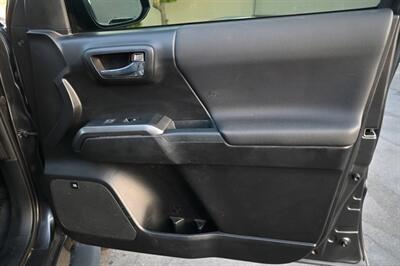 2017 Toyota Tacoma TRD Off-Road   - Photo 57 - Norwalk, CA 90650-2241
