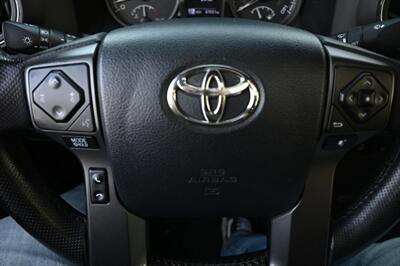 2017 Toyota Tacoma TRD Off-Road   - Photo 27 - Norwalk, CA 90650-2241