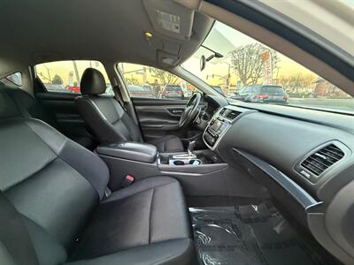 2018 Nissan Altima 2.5 SR   - Photo 37 - Norwalk, CA 90650-2241