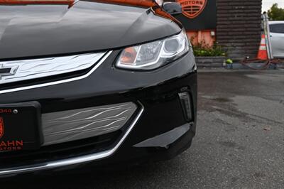 2018 Chevrolet Volt LT - Photo 5 - Norwalk, CA 90650-2241
