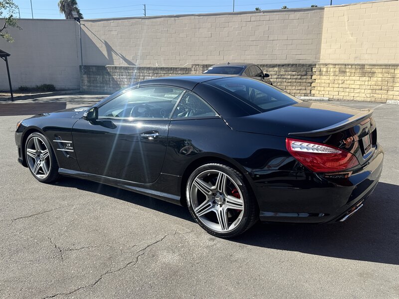 2013 Mercedes-Benz SL 63 AMG - Photo 10 - Norwalk, CA 90650-2241
