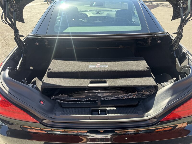 2013 Mercedes-Benz SL 63 AMG - Photo 16 - Norwalk, CA 90650-2241