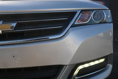 2019 Chevrolet Impala LT   - Photo 5 - Norwalk, CA 90650-2241