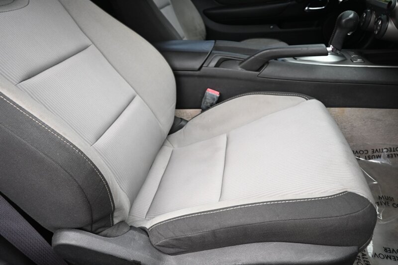 2014 Chevrolet Camaro photo 37