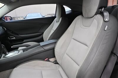 2014 Chevrolet Camaro LT   - Photo 21 - Norwalk, CA 90650-2241