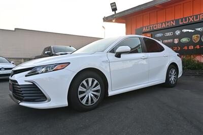 2021 Toyota Camry Hybrid LE   - Photo 6 - Norwalk, CA 90650-2241