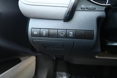 2021 Toyota Camry Hybrid LE   - Photo 31 - Norwalk, CA 90650-2241