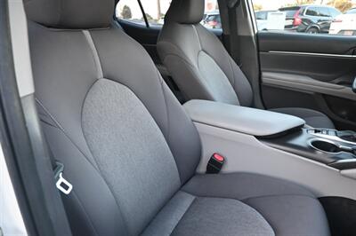 2021 Toyota Camry Hybrid LE   - Photo 55 - Norwalk, CA 90650-2241