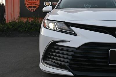 2021 Toyota Camry Hybrid LE   - Photo 3 - Norwalk, CA 90650-2241
