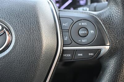 2021 Toyota Camry Hybrid LE   - Photo 30 - Norwalk, CA 90650-2241