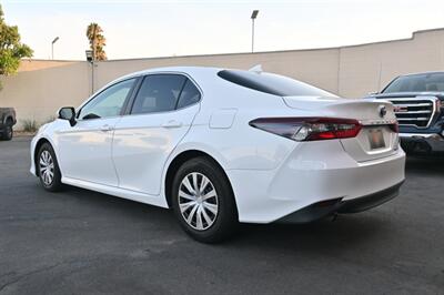 2021 Toyota Camry Hybrid LE   - Photo 8 - Norwalk, CA 90650-2241