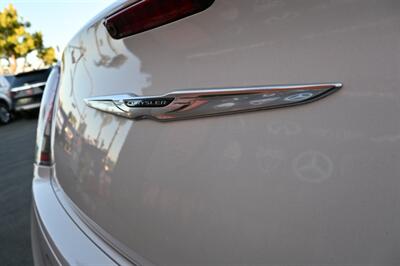 2014 Chrysler 300 S   - Photo 14 - Norwalk, CA 90650-2241