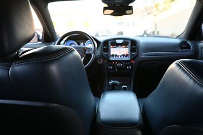 2014 Chrysler 300 S   - Photo 53 - Norwalk, CA 90650-2241