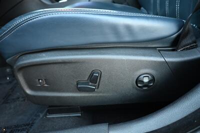 2014 Chrysler 300 S   - Photo 25 - Norwalk, CA 90650-2241