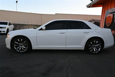 2014 Chrysler 300 S   - Photo 8 - Norwalk, CA 90650-2241