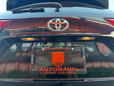 2021 Toyota Highlander XSE   - Photo 16 - Norwalk, CA 90650-2241