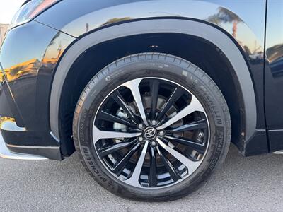 2021 Toyota Highlander XSE   - Photo 8 - Norwalk, CA 90650-2241